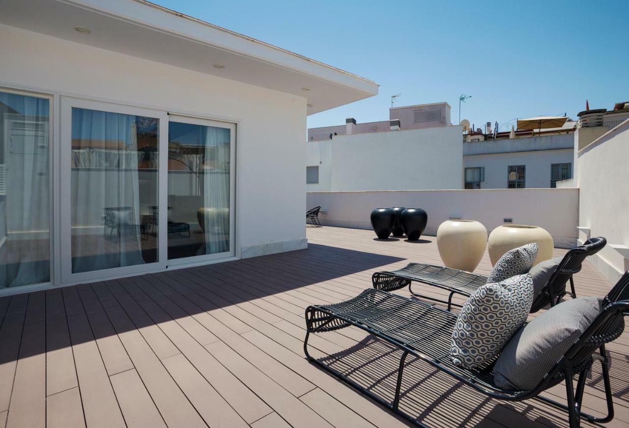 Apartamentos One Shot Conde De Torrejon Sevilla Buitenkant foto