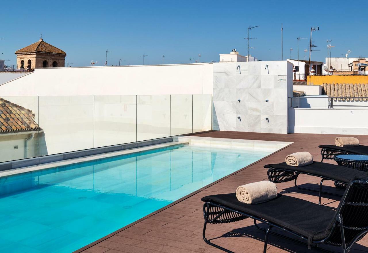 Apartamentos One Shot Conde De Torrejon Sevilla Buitenkant foto